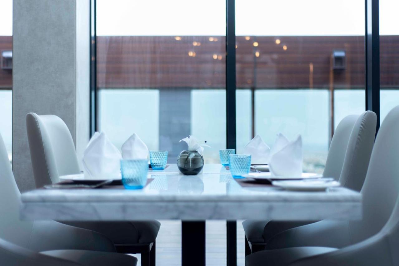 Waw Hotel Suites King Abdullah Road Riade Exterior foto
