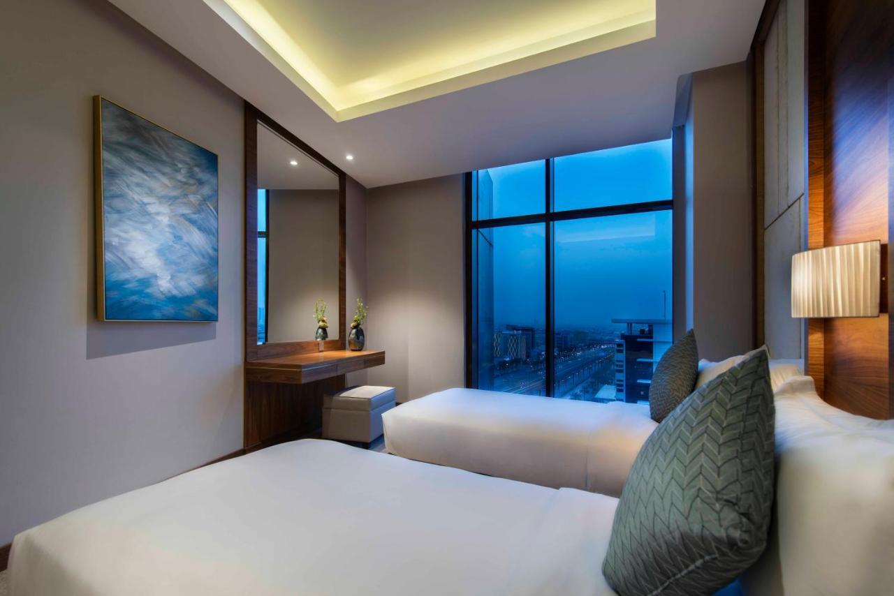 Waw Hotel Suites King Abdullah Road Riade Exterior foto